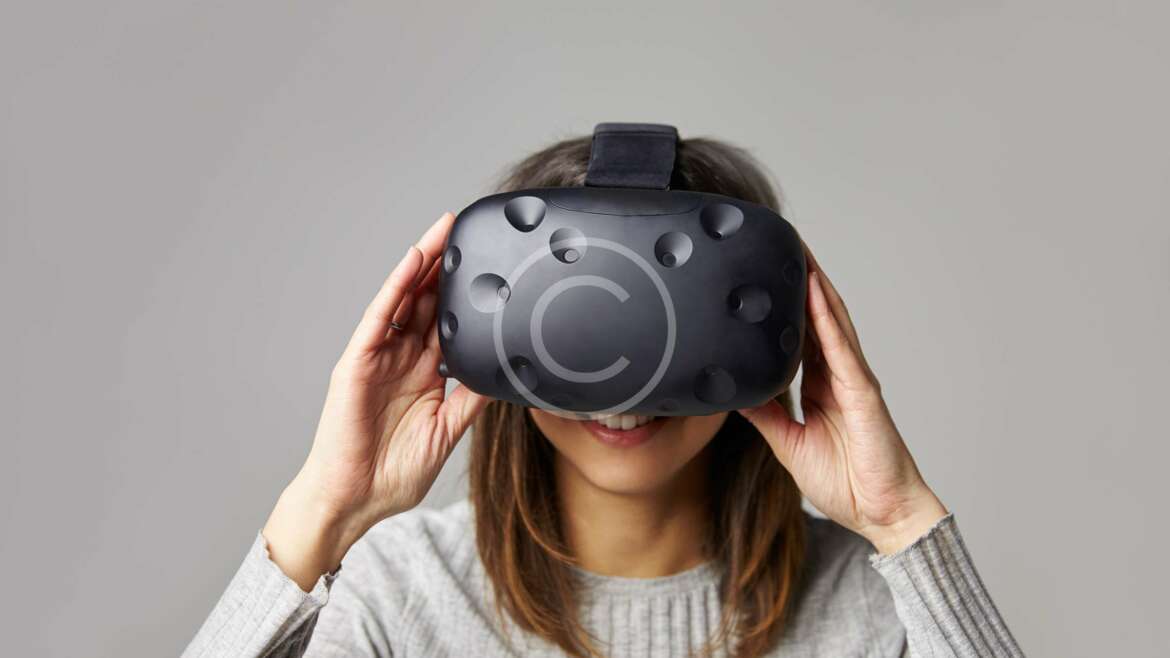 6 Potential Dangers of Virtual Reality